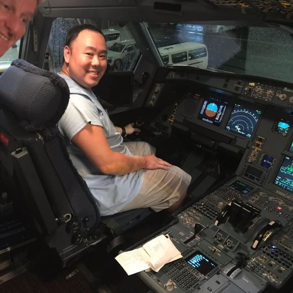 Meet your Posher, Chris - Picture 1 of 1